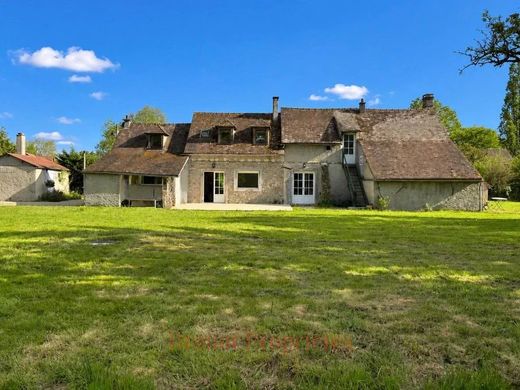 Luxury home in La Hauteville, Yvelines