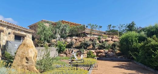 Maison de luxe à Solenzara, Corse-du-Sud