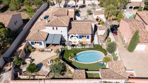 Villa in Perpignan, Pyrénées-Orientales