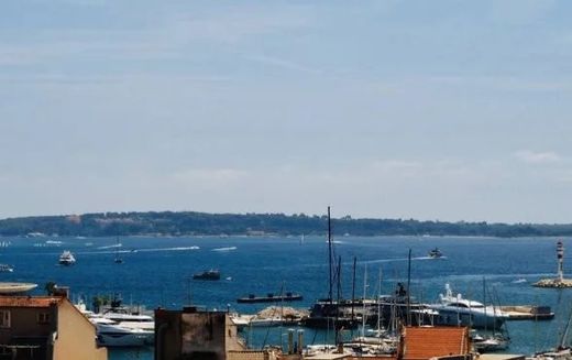 아파트 / 칸, Alpes-Maritimes