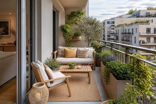 Apartment in Bois-Colombes, Hauts-de-Seine