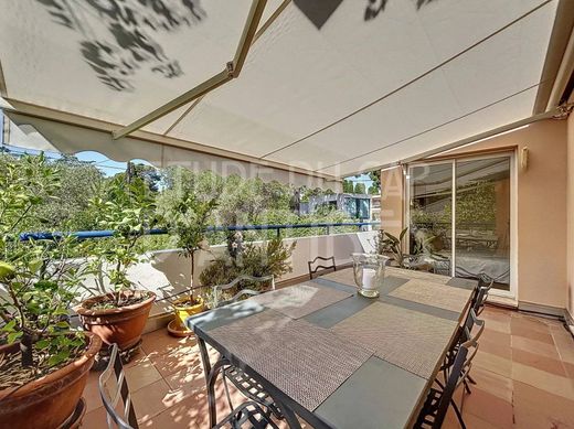 Διαμέρισμα σε Αντίμπ, Alpes-Maritimes