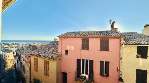 Casa di lusso a Cagnes-sur-Mer, Alpi Marittime