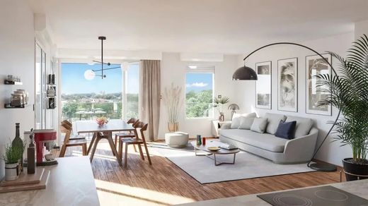 Apartment in Saint-Ouen, Seine-Saint-Denis