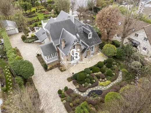 Luxury home in Le Vésinet, Yvelines