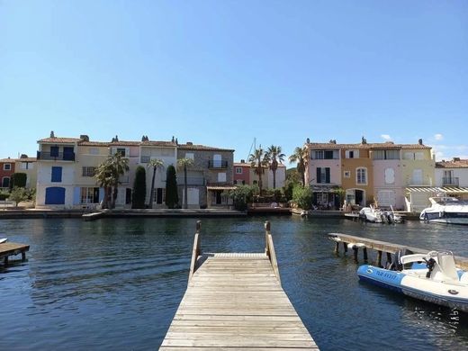 아파트 / Port Grimaud, Var