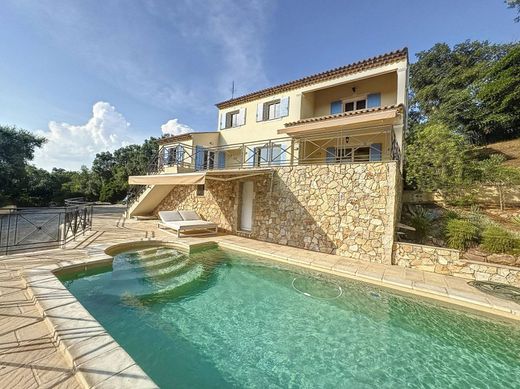 Villa in Les Adrets-de-l'Estérel, Var