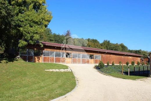 Landhaus / Bauernhof in Vézeronce-Curtin, Isère