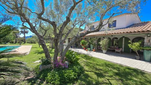 Villa en Roquebrune-sur-Argens, Var