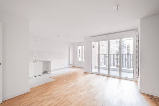 Apartment / Etagenwohnung in Clichy, Hauts-de-Seine