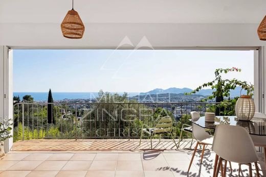 Mougins, Alpes-Maritimesのヴィラ