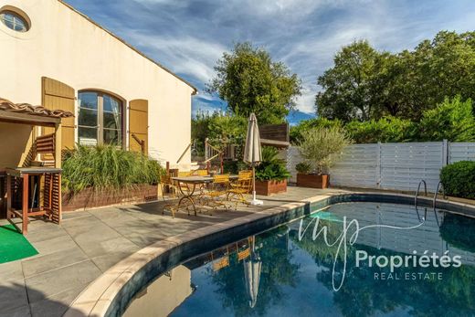 Maison de luxe à La Môle, Var