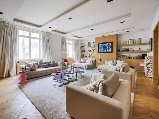 Apartment in La Muette, Auteuil, Porte Dauphine, Paris