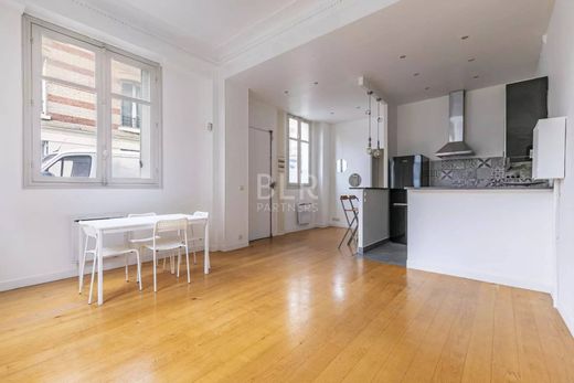 Apartment / Etagenwohnung in Neuilly-sur-Seine, Hauts-de-Seine