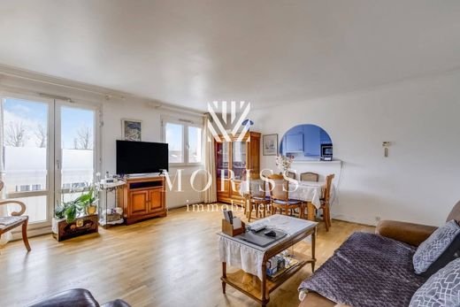 Apartment in Saint-Maurice, Val-de-Marne