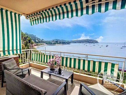 Apartment / Etagenwohnung in Villefranche-sur-Mer, Alpes-Maritimes