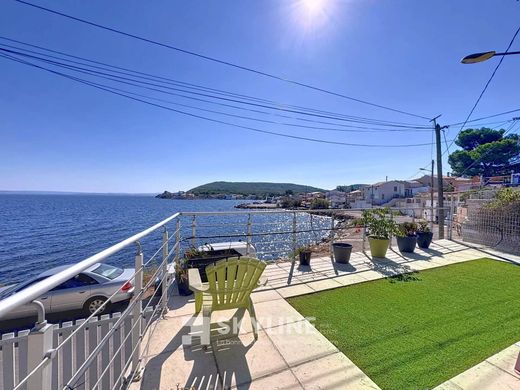 Casa di lusso a Saint-Mitre-les-Remparts, Bocche del Rodano