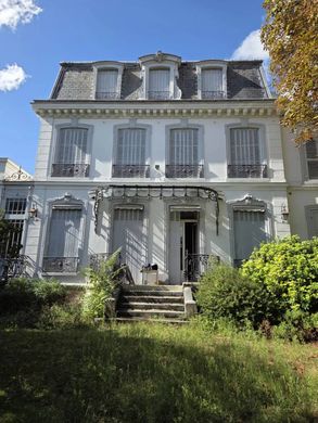 Luxe woning in Argenteuil, Val d'Oise