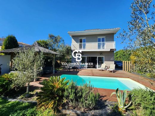 منزل ﻓﻲ Pessac, Gironde