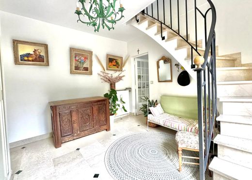 Luxus-Haus in Chatou, Yvelines