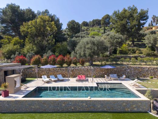 Luxus-Haus in Sanary-sur-Mer, Var