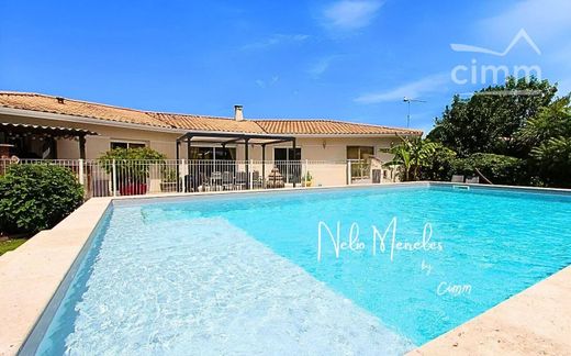 Villa in Biganos, Gironde
