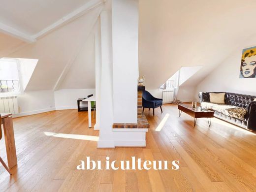 Apartment / Etagenwohnung in Asnières-sur-Seine, Hauts-de-Seine