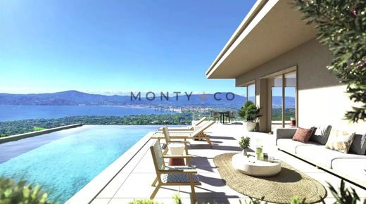 Villa in Grimaud, Var