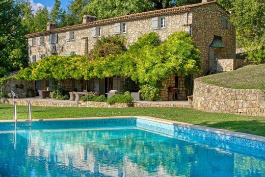 Demeure ou Maison de Campagne à Châteauneuf-Grasse, Alpes-Maritimes