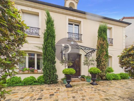 Luxury home in Antony, Hauts-de-Seine