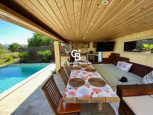 Luxury home in La Londe-les-Maures, Var