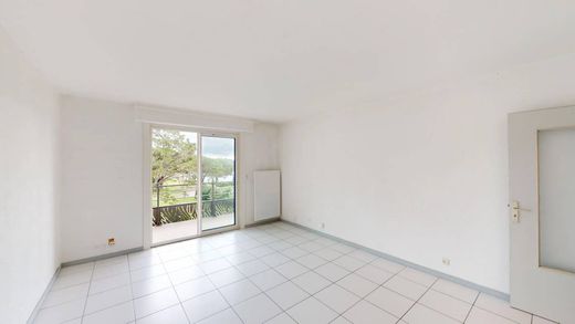 Apartment / Etagenwohnung in Anglet, Pyrénées-Atlantiques