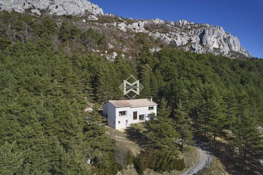 Caille, Alpes-Maritimesの高級住宅