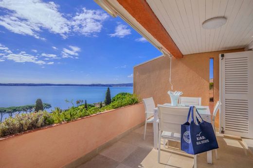 Apartment / Etagenwohnung in Sainte-Maxime, Var