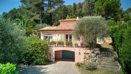 Luxus-Haus in Valbonne, Alpes-Maritimes