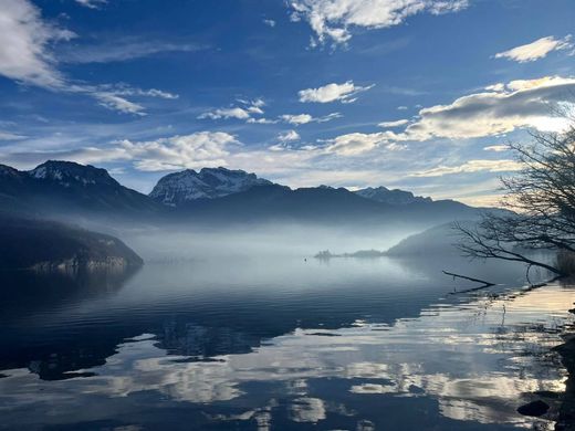 Luksusowy dom w Sevrier, Haute-Savoie