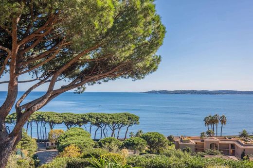 Apartment / Etagenwohnung in Sainte-Maxime, Var