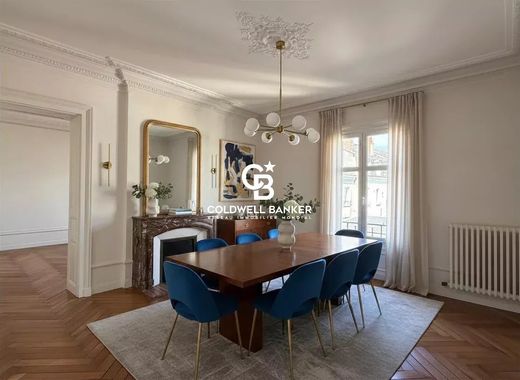 Apartment in Tours, Indre and Loire