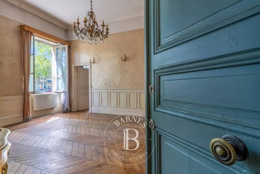 Apartment in Versailles, Yvelines