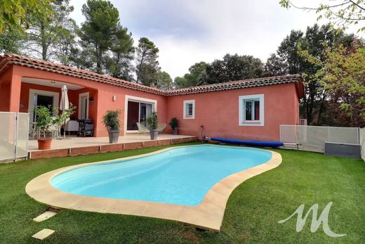 Luxe woning in Pourrières, Var