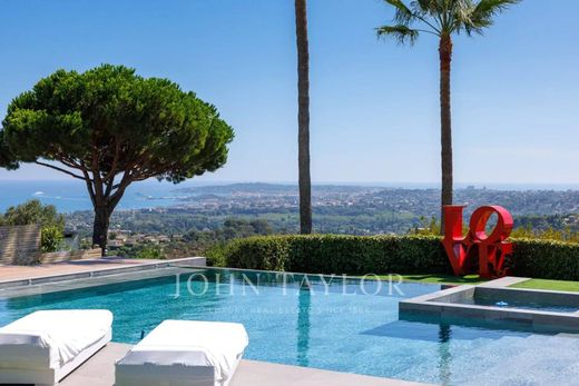 Casa de lujo en Villeneuve-Loubet, Alpes Marítimos