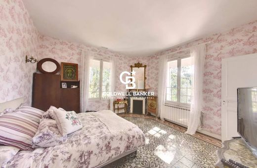 Rivesaltes, Pyrénées-Orientalesの高級住宅