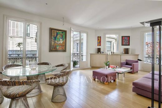 Apartment / Etagenwohnung in Saint-Germain, Odéon, Monnaie, Paris