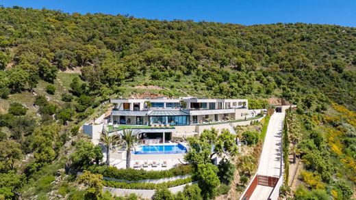 Luxury home in Grimaud, Var