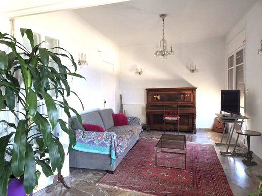 Apartment / Etagenwohnung in Ajaccio, Südkorsika