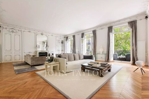 Apartment in La Muette, Auteuil, Porte Dauphine, Paris