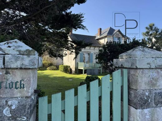 Villa in Mesquer, Loire-Atlantique