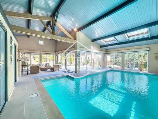 Luxus-Haus in Le Fleix, Dordogne