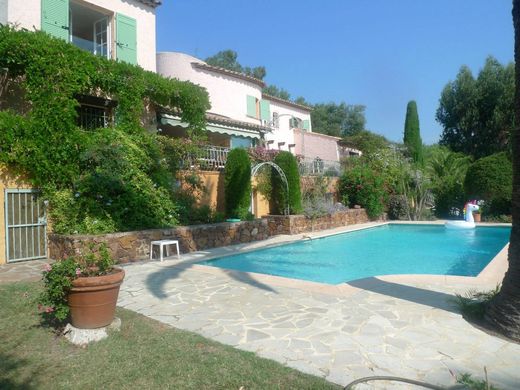 Casa di lusso a Théoule-sur-Mer, Alpi Marittime