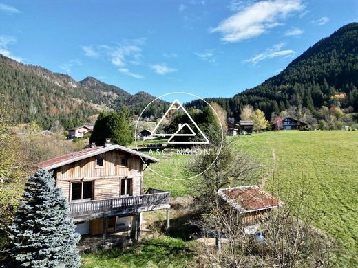 Chalet in Le Biot, Haute-Savoie